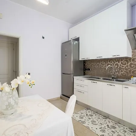 Casa Savoia * Cefalù